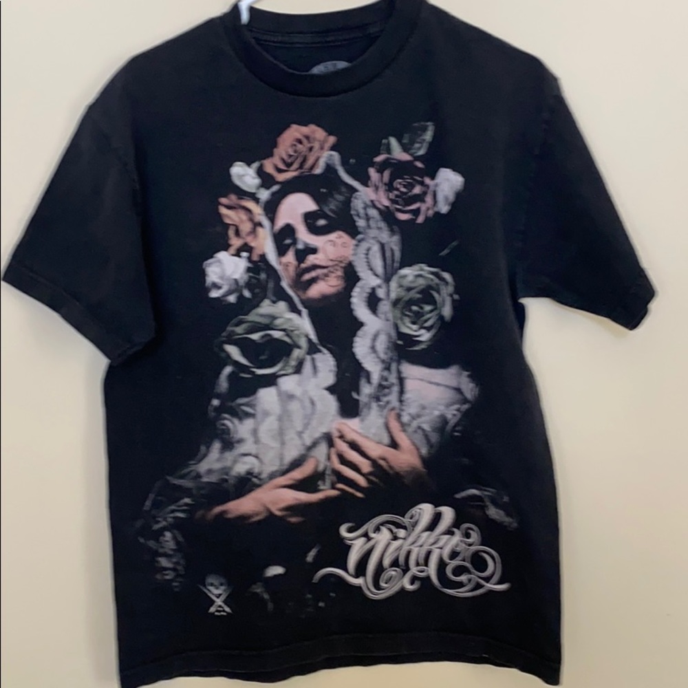 Men’s medium Sullen Art T-shirt used